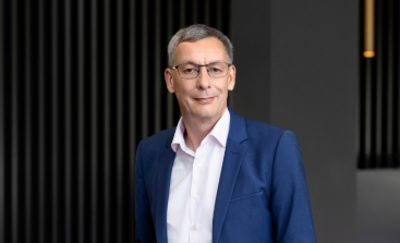 Portraitfoto von Dr. Marc Kaninke, Mitglied des Vorstands der Rentenbank