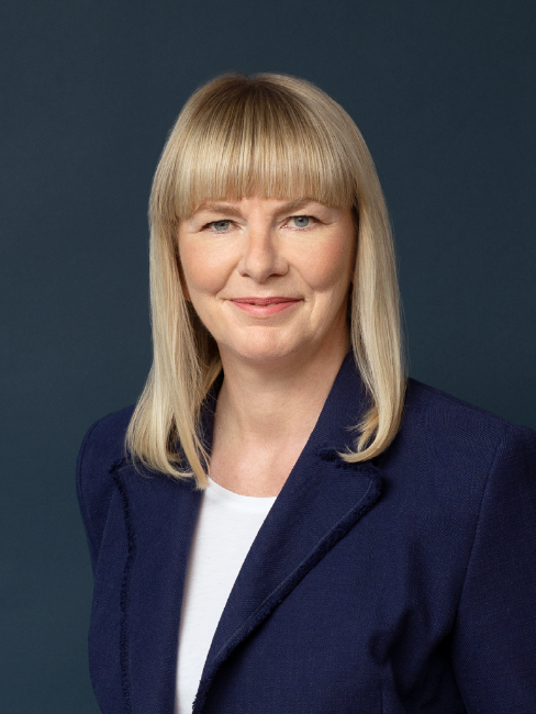 Porträtfoto von Nikola Steinbock, Sprecherin des Vorstands der Landwirtschaftlichen Rentenbank